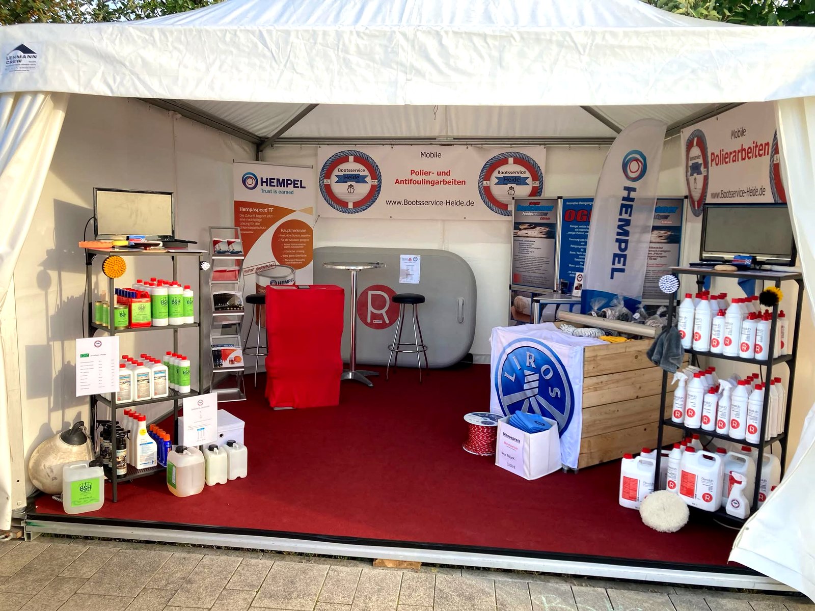 Messestand von Bootsservice-Heide mit BSH Produkten